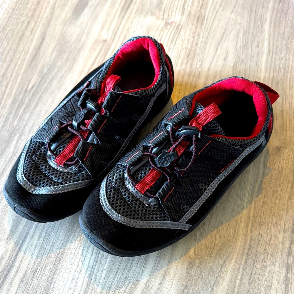 Northside brille boys slip ons